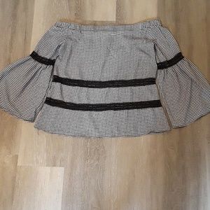 Adorable off shoulder blouse
